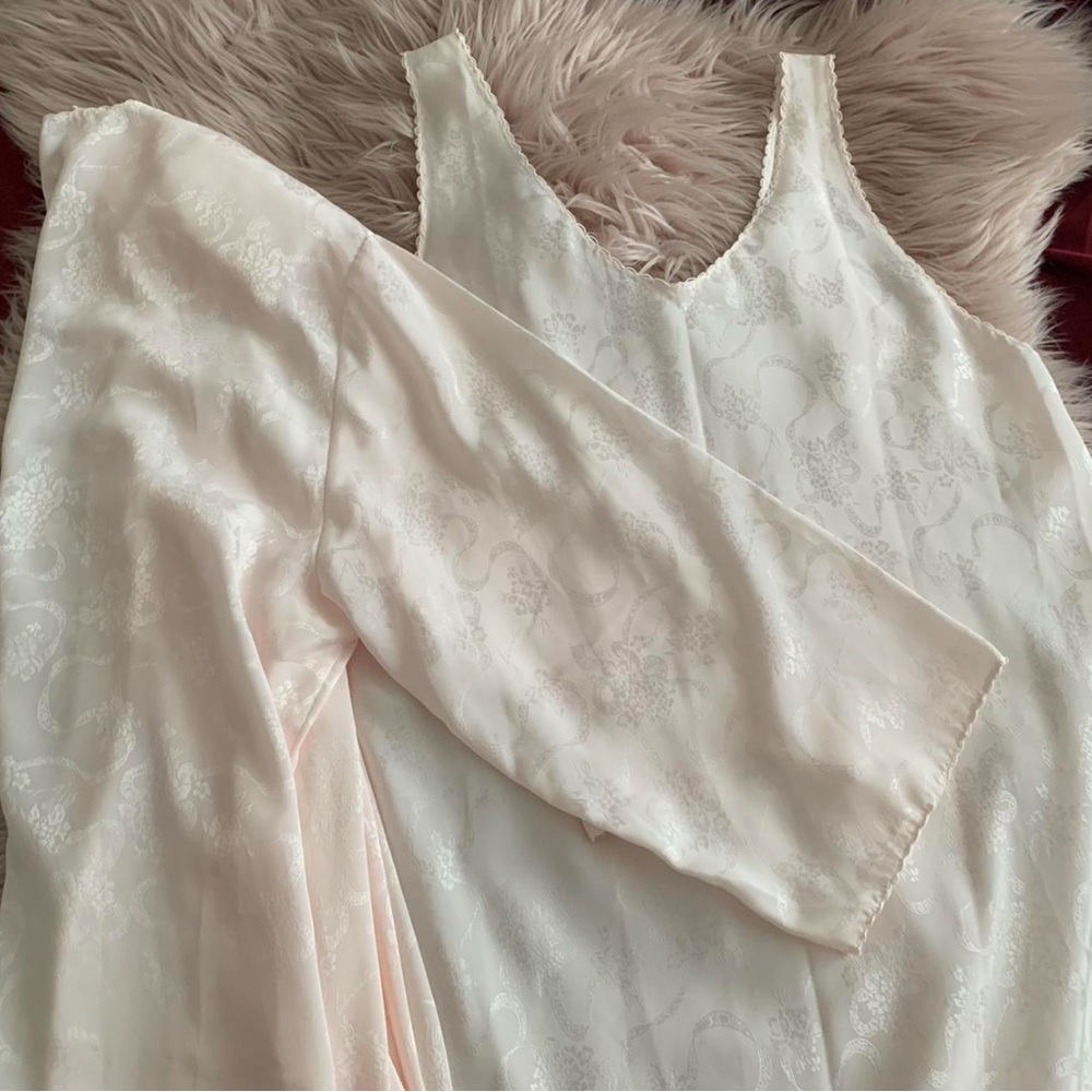 Vintage Linda 80’s 2 Piece slip and robe set